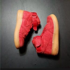 Nike Air Force 1 High Everyday/ Luxury/ Suede University Red Size 7.5